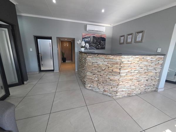 450  m² Commercial space