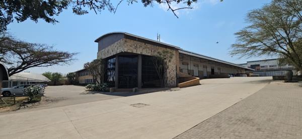 8 500  m² Industrial space