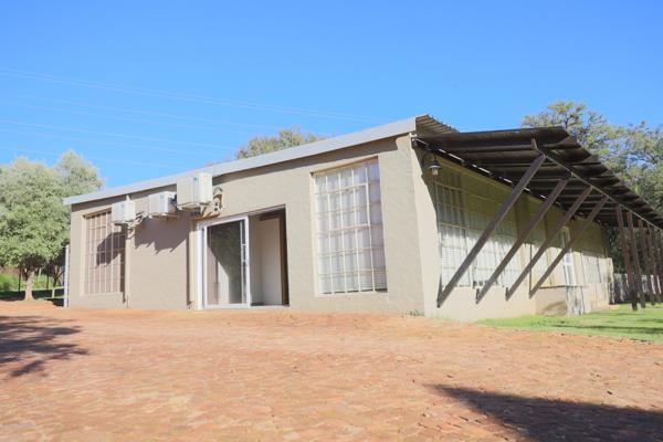 120  m² Commercial space