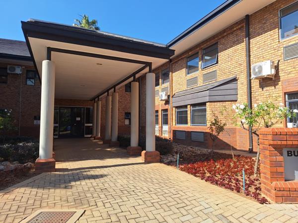 297  m² Commercial space