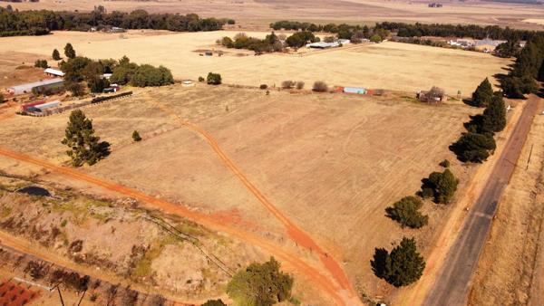 4.3 ha Land