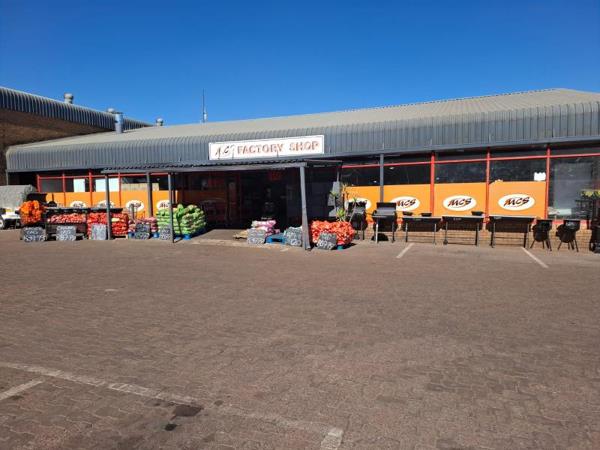 500  m² Retail Space