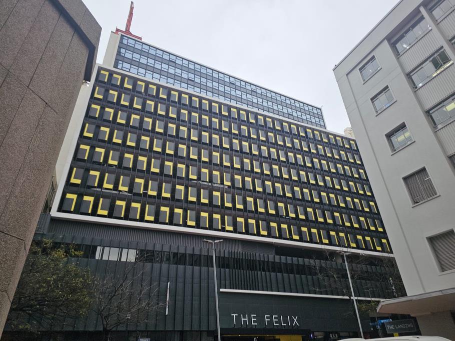 83 m² Retail Space