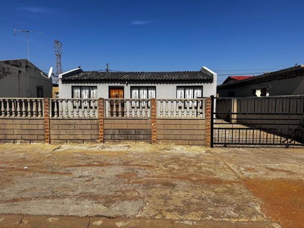 5 Bedroom House