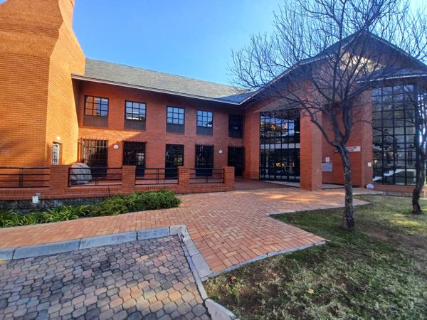 793 m² Office Space