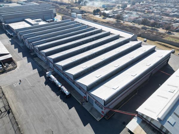 4 280 m² Industrial space