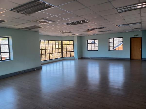512 m² Office Space