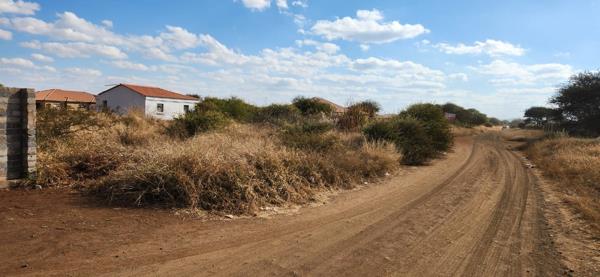374 m² Land