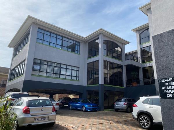 203  m² Commercial space