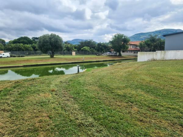 947 m² Land