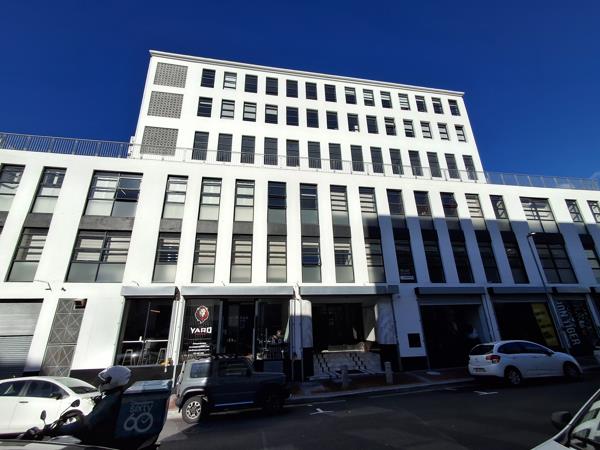 65  m² Commercial space