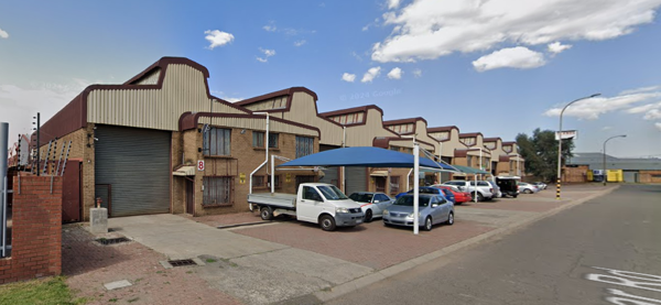 374  m² Commercial space