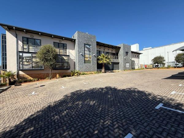 2 985 m² Industrial space