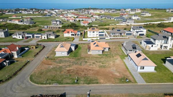 421 m² Land