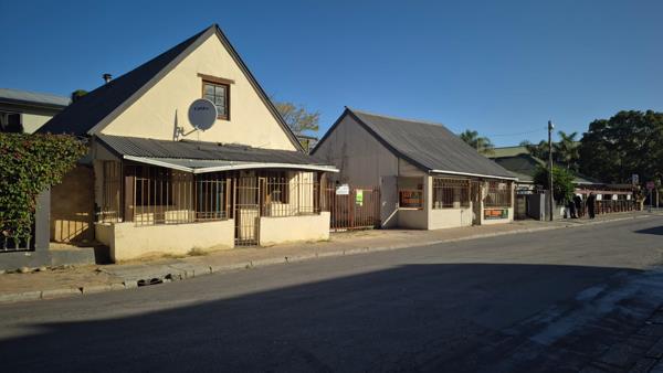 160  m² Commercial space