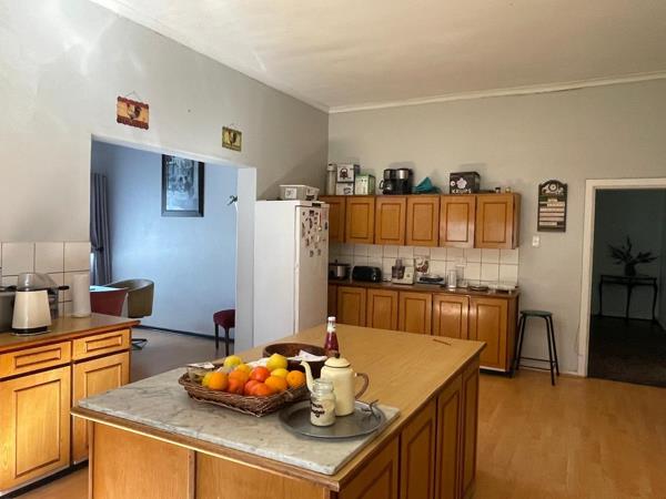5 579 m² Smallholding