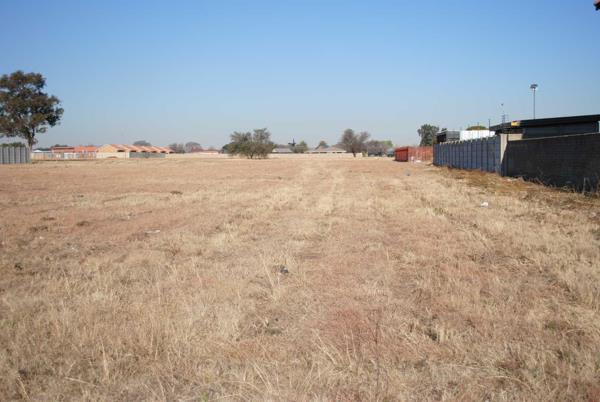 1 161 m² Land