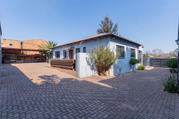 5 Bedroom House