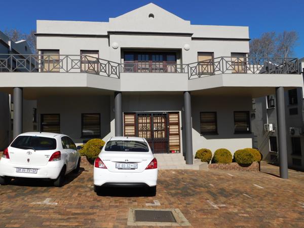 230  m² Commercial space