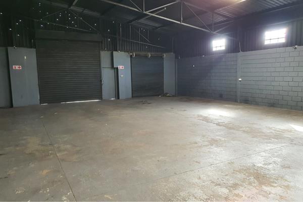 565  m² Industrial space