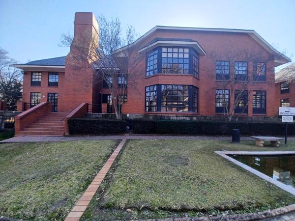 427 m² Office Space