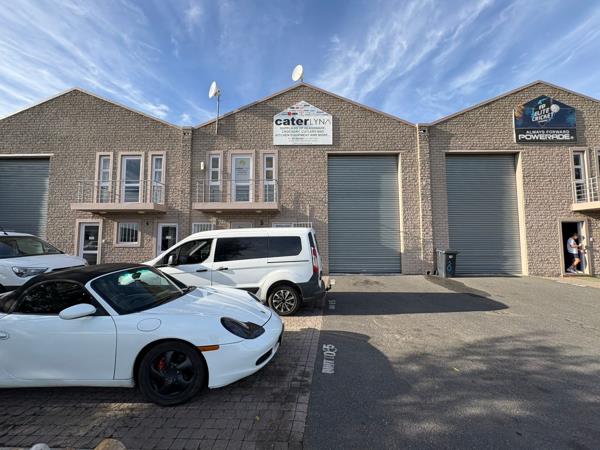 345  m² Industrial space