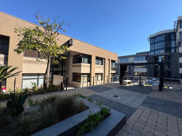 298 m² Commercial space