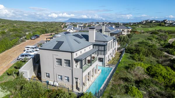 5 Bedroom House