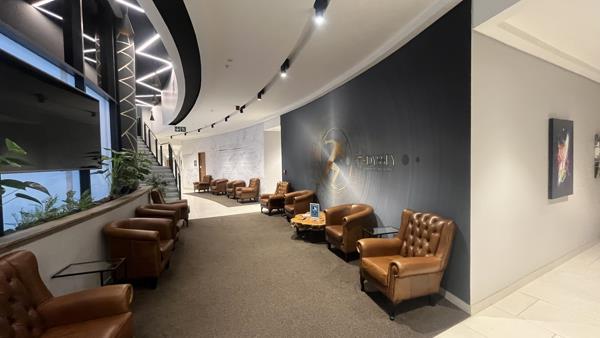 75.5  m² Commercial space