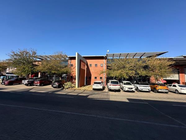 1 933  m² Industrial space