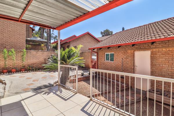 4 Bedroom Townhouse