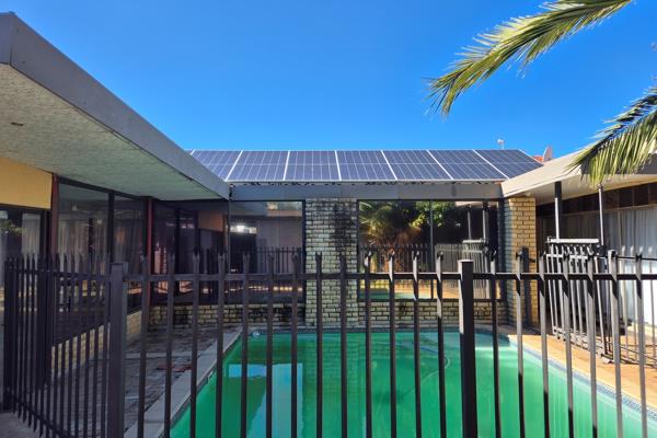 3 000  m² Commercial space