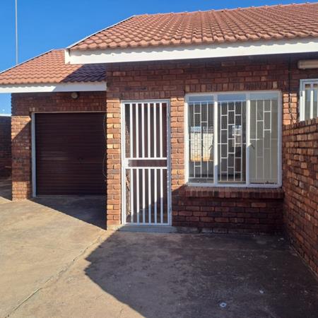 3 Bedroom Townhouse