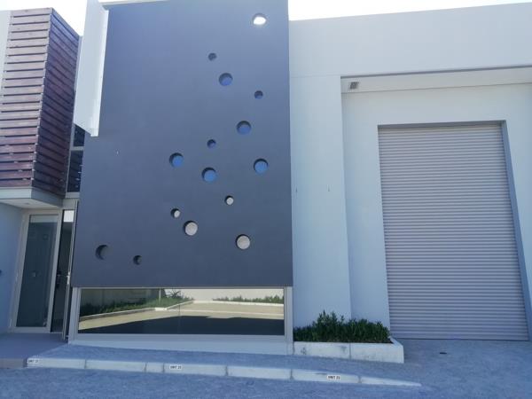 443  m² Industrial space