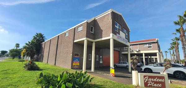 320  m² Industrial space