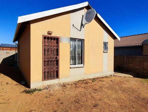 2 Bedroom House