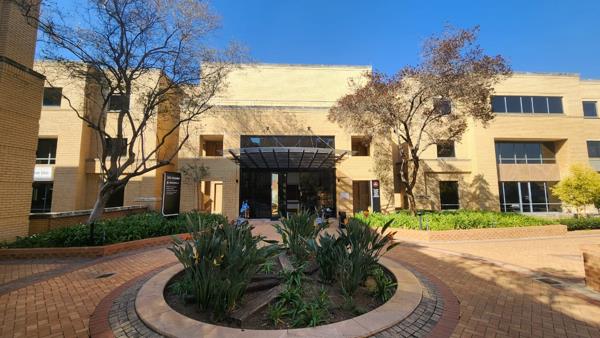 2 168  m² Commercial space