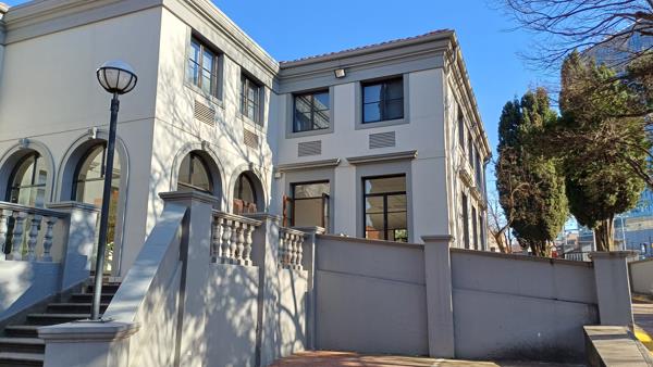 188  m² Commercial space