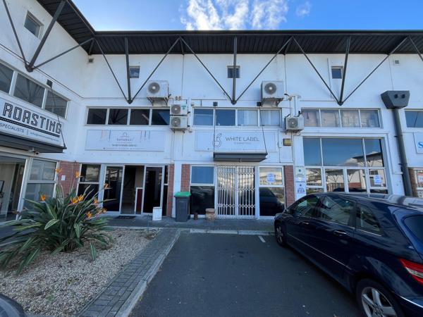 274  m² Industrial space