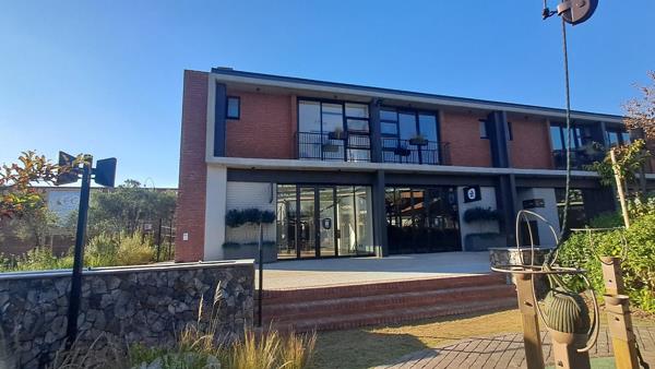 154 m² Retail Space