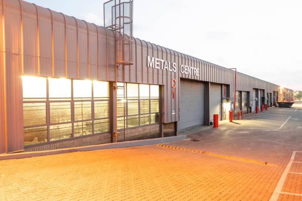 467  m² Commercial space