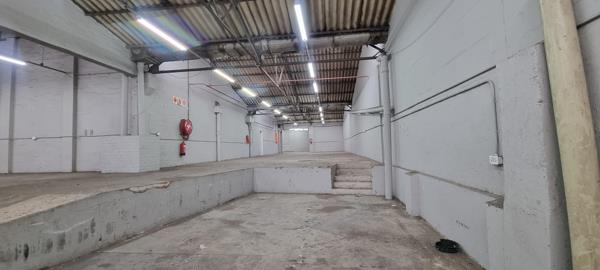 534  m² Industrial space