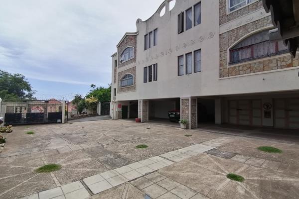 638 m² Commercial space