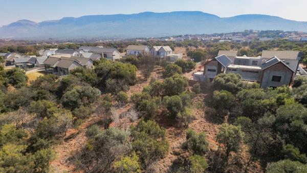 911 m² Land