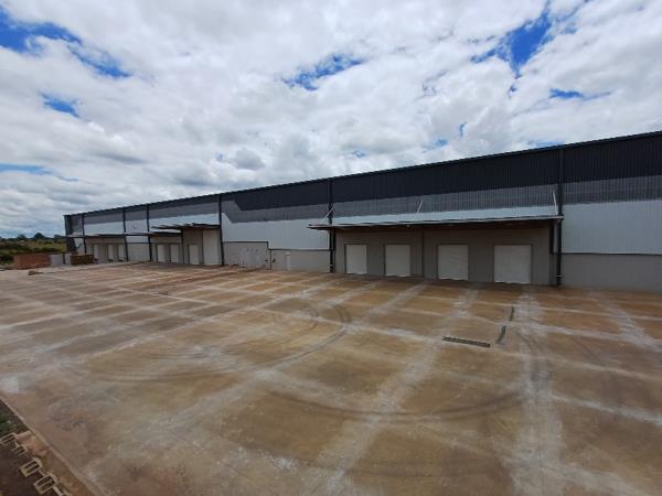 11 050  m² Industrial space