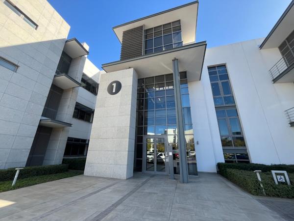 1 162  m² Office Space