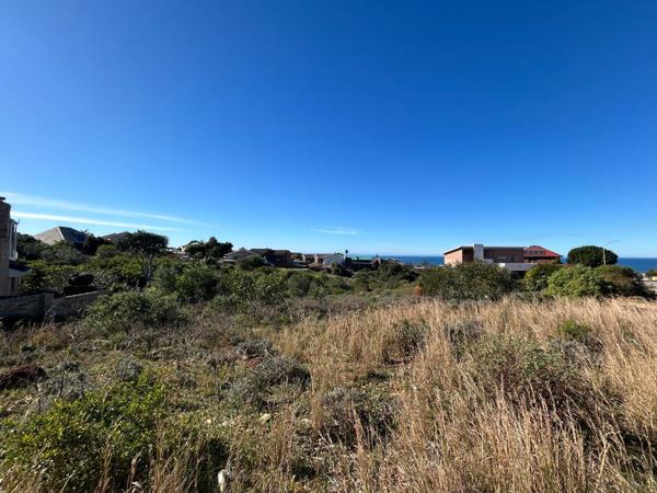 853 m² Land