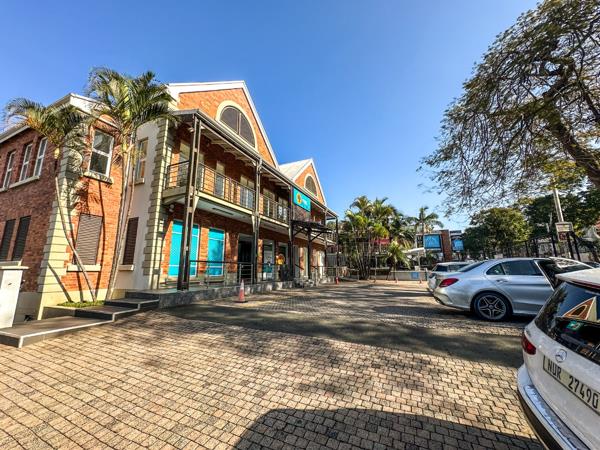 449  m² Commercial space