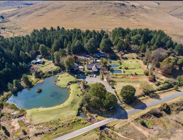 36 000  m² Commercial space