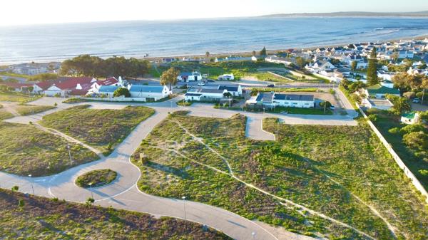 323 m² Land